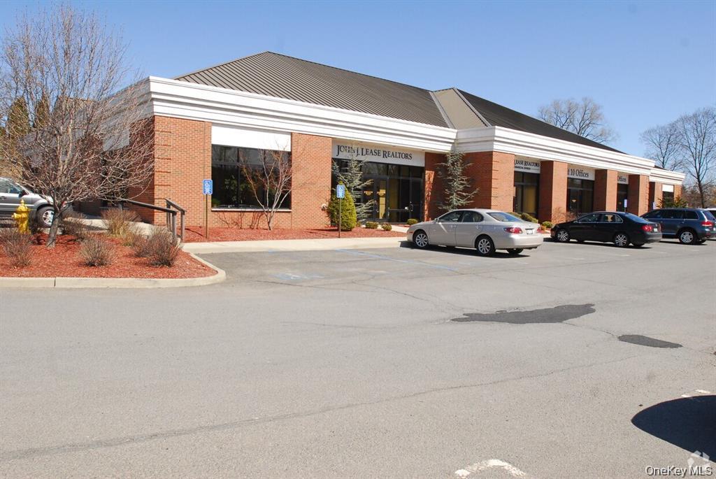 5020 US Route 9W — photo