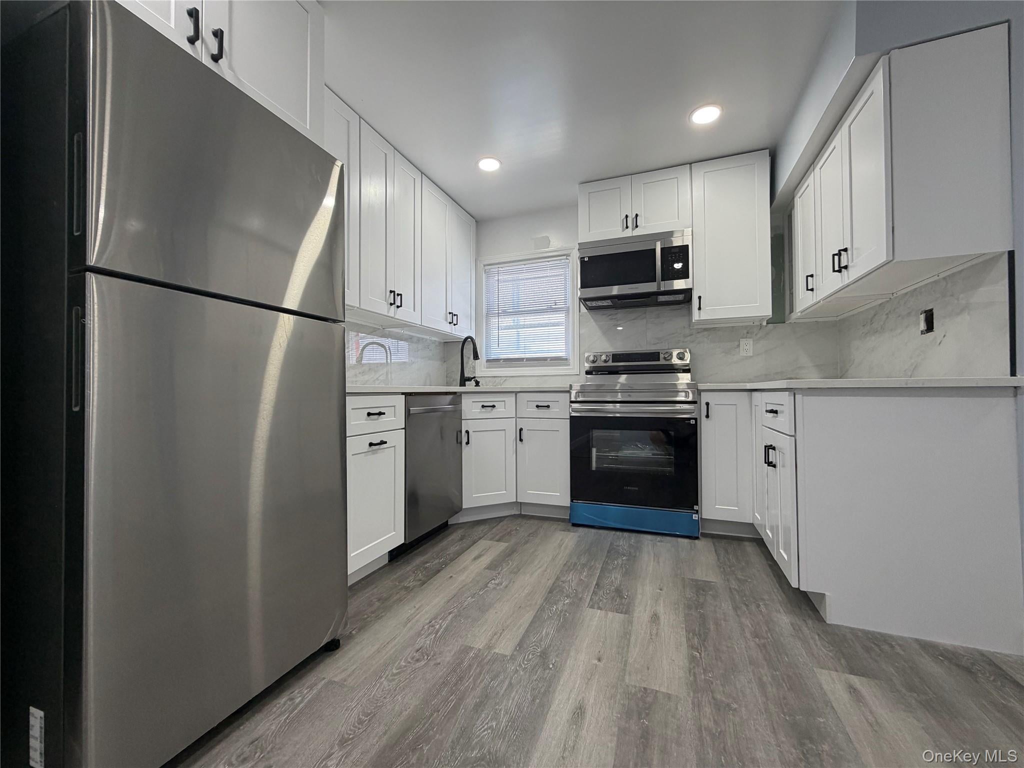 21 Cochran Place — photo