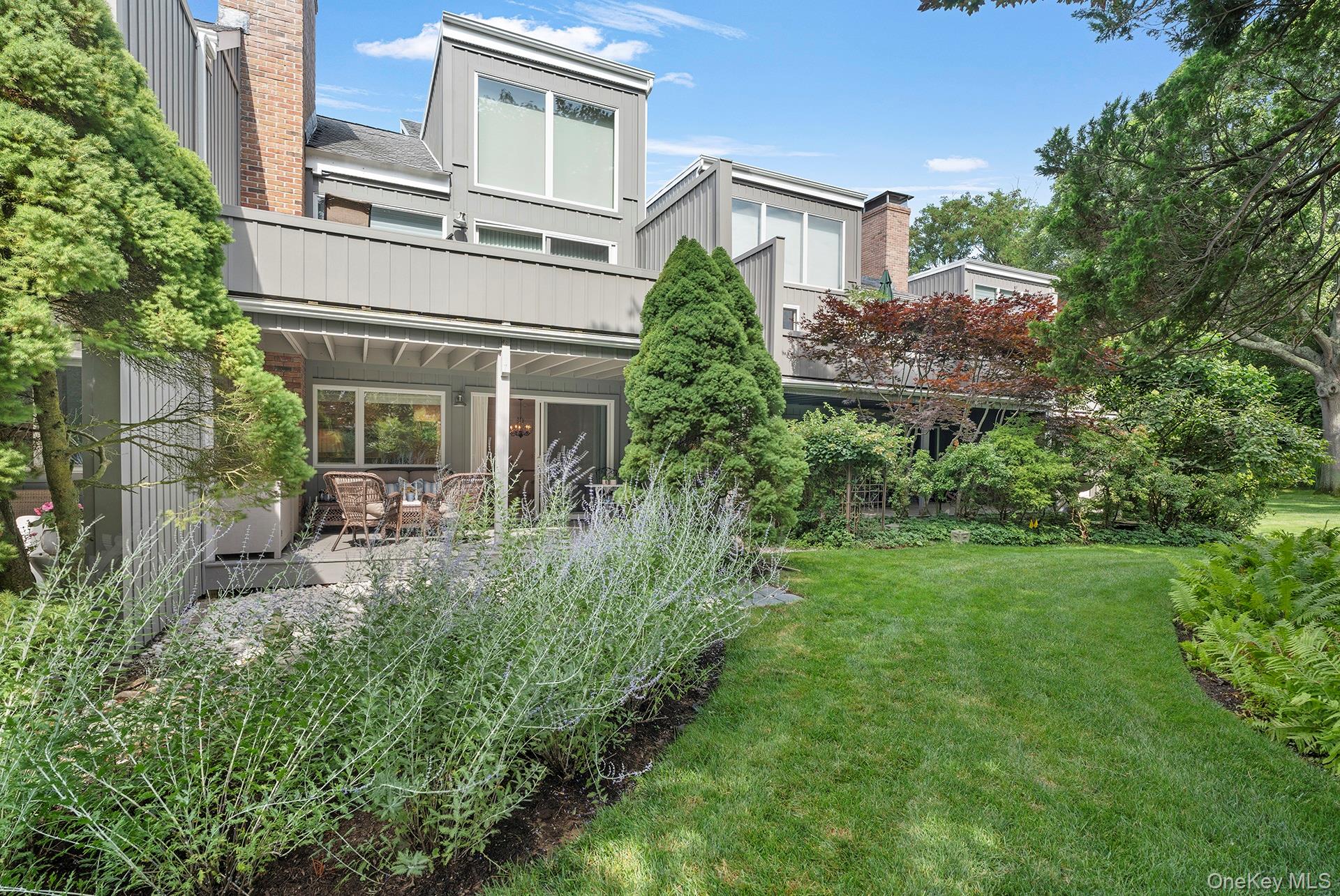514 Pantigo Road 5 — photo
