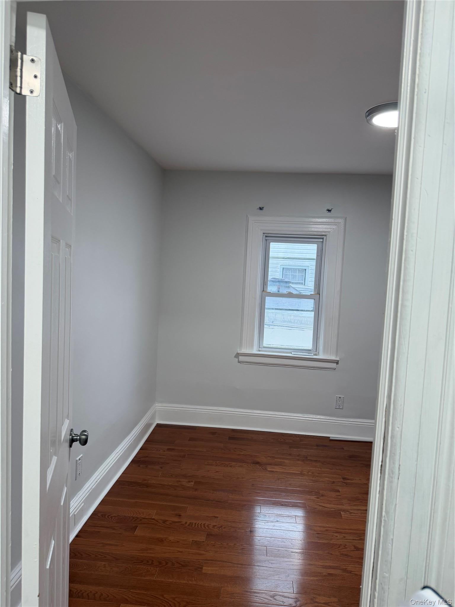 Home in Woodhaven, NY 11421 — photo 3