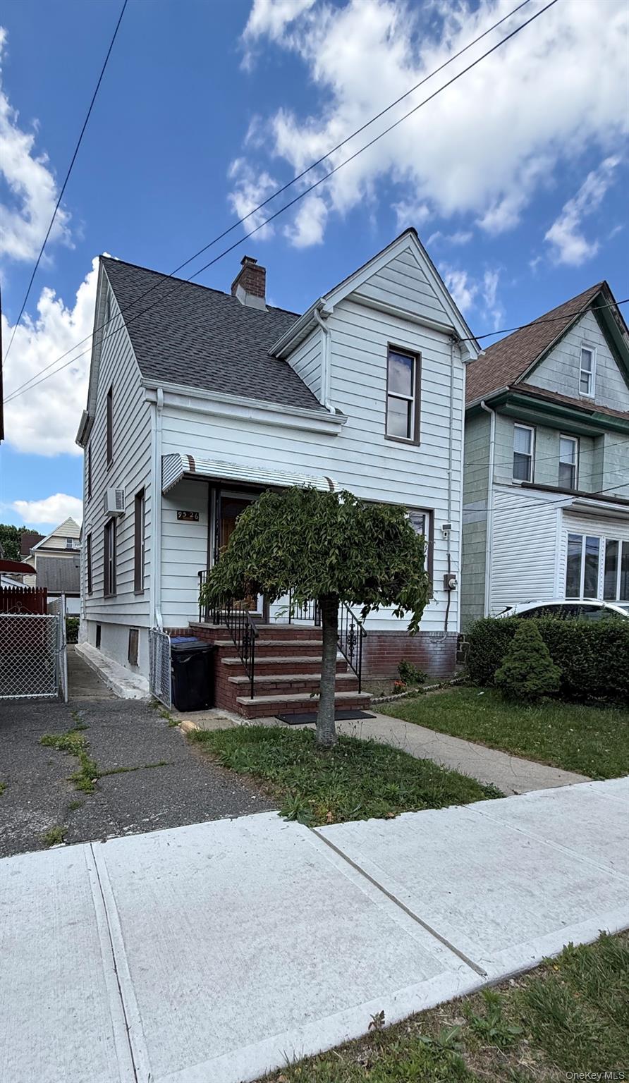 9526 108th Street — photo