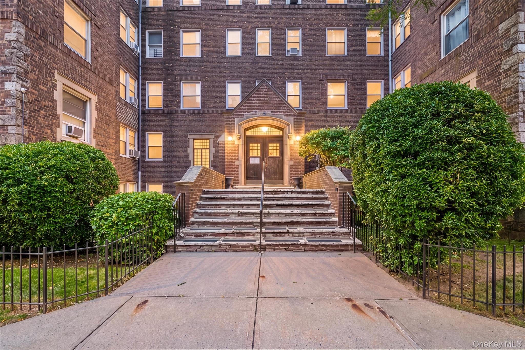 19 William Street 2D — photo