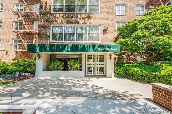 18-65 211th Street 5G — photo