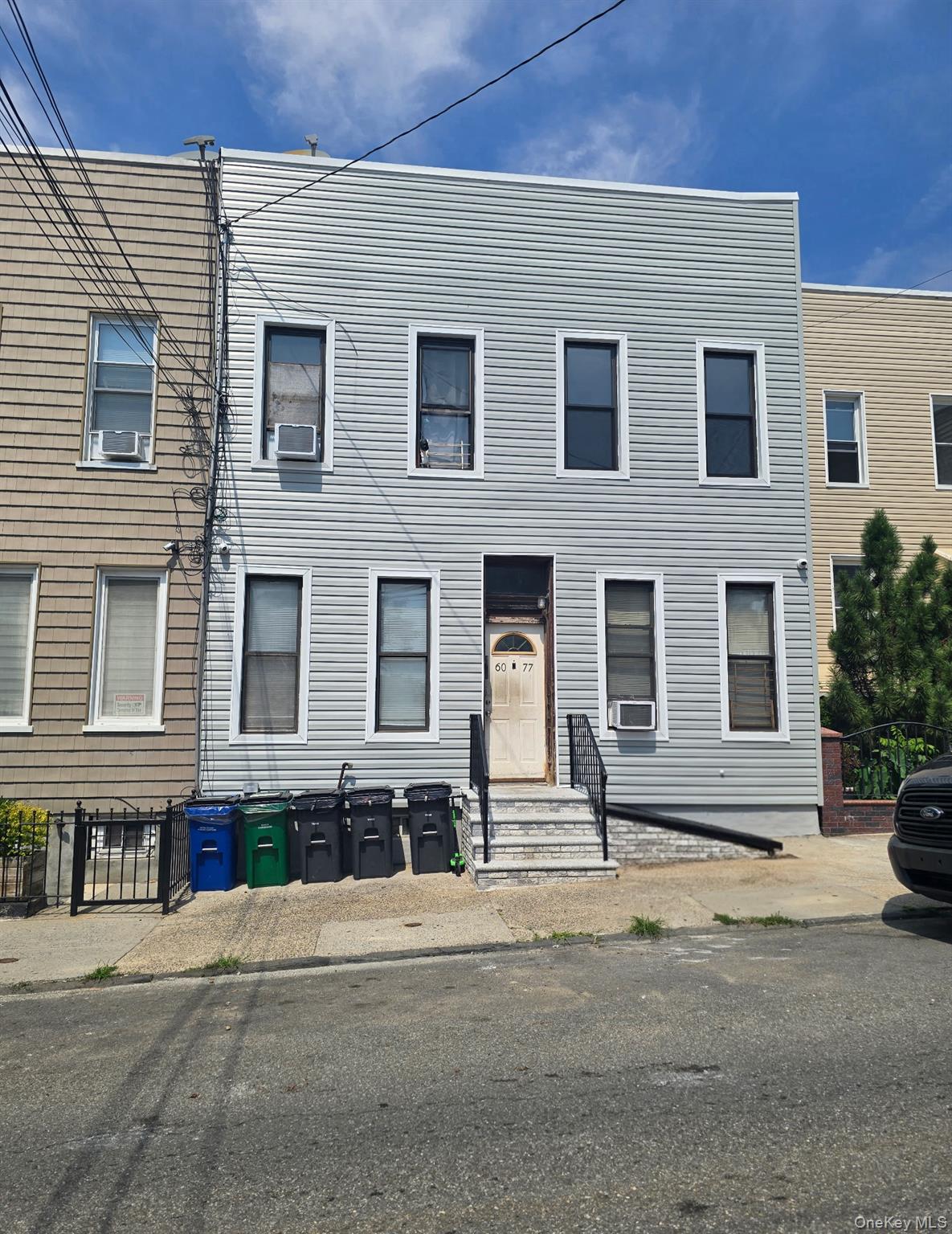 6077 55th Street 2R — photo