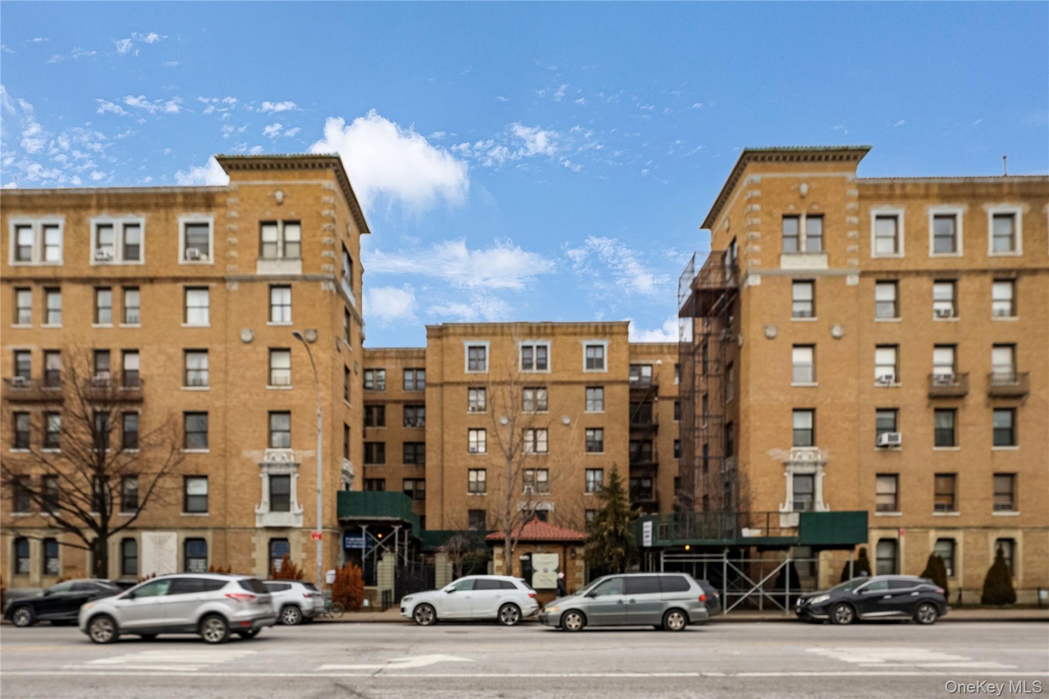 14809 Northern Boulevard 5M — photo