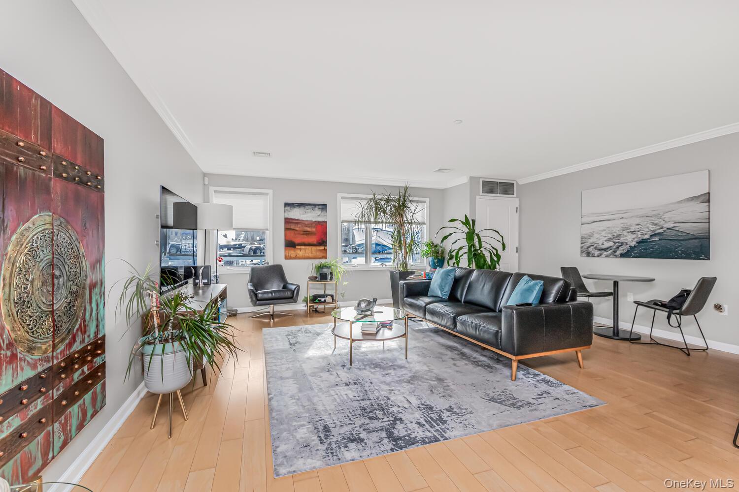 1490 Outlook Avenue 1D — photo