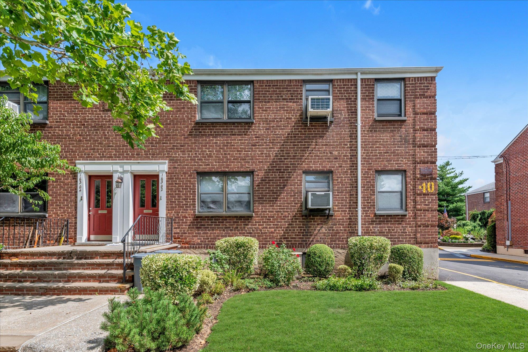 163-02 Willets Point Blvd. #4-221 — photo