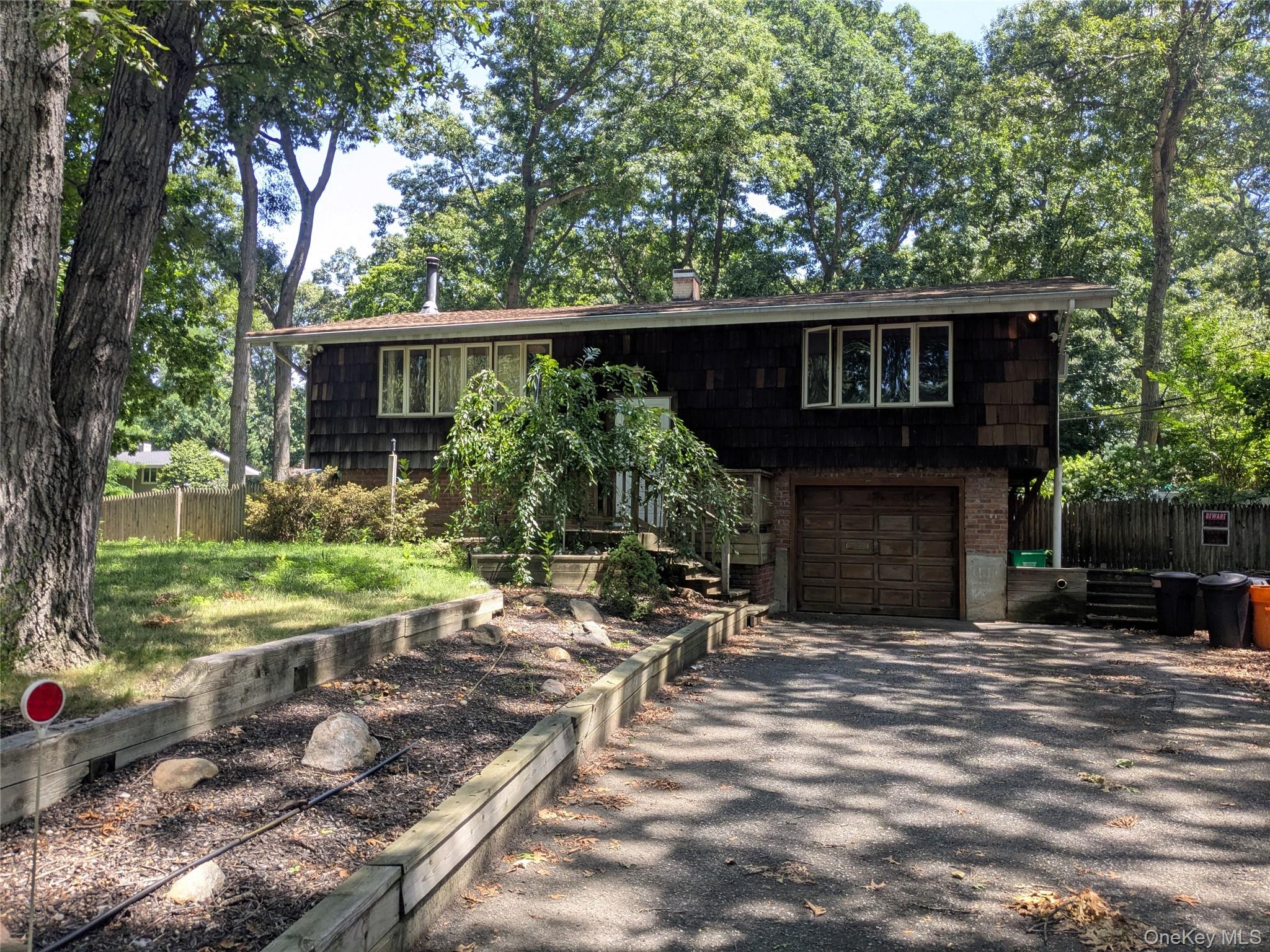 45 Deepdale Drive — photo