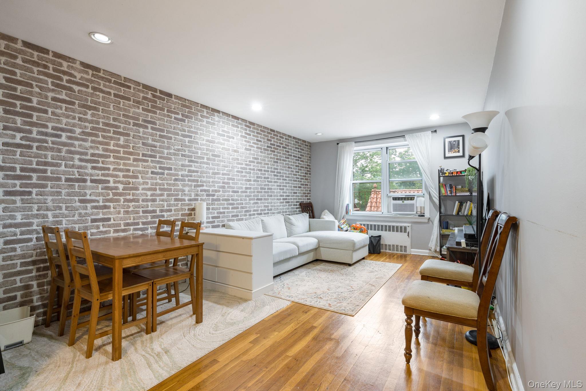 182-25 Wexford Terrace 410 — photo