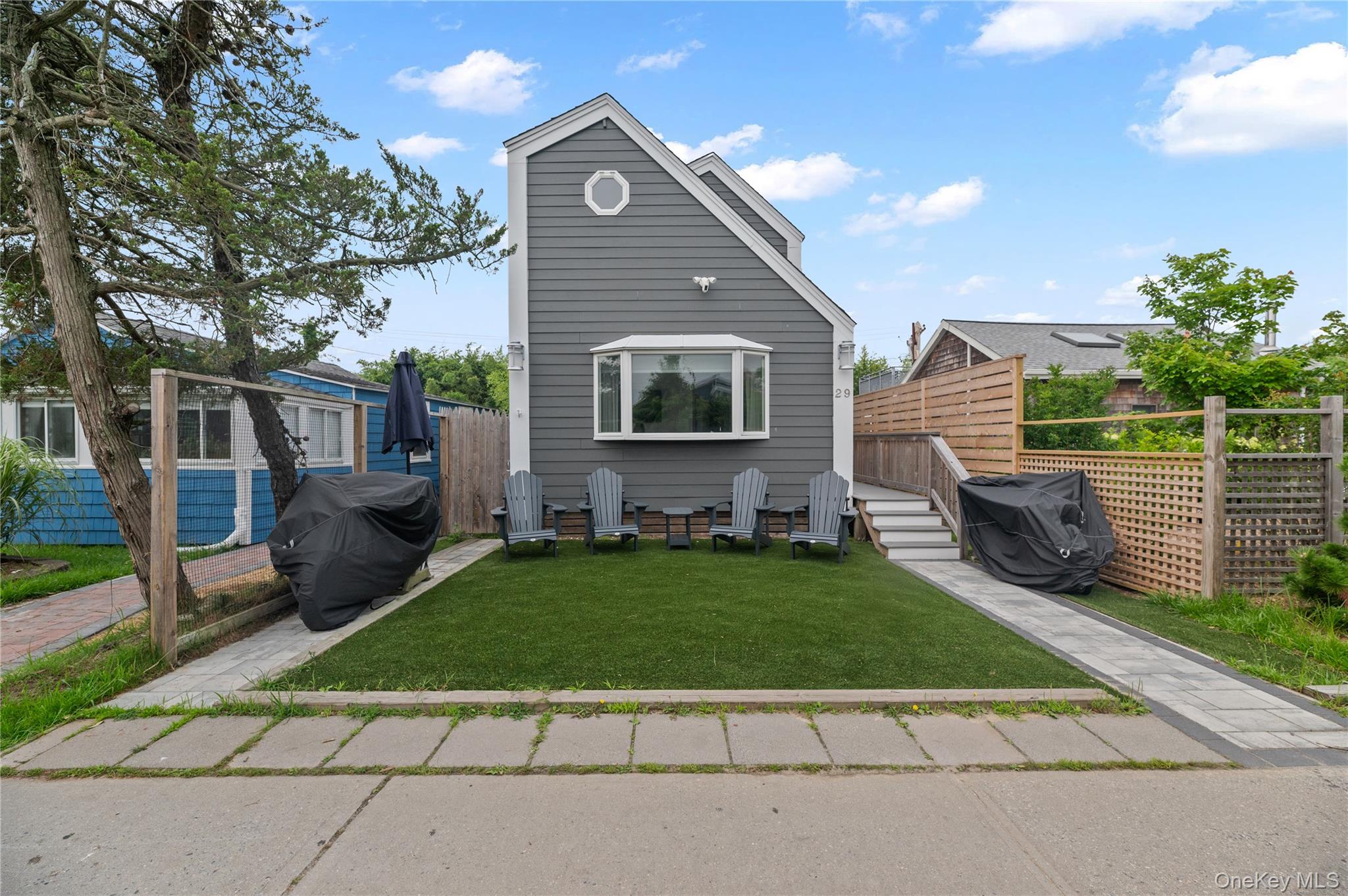 29 Bungalow Walk — photo