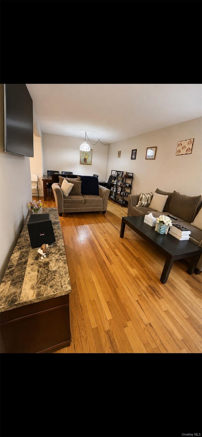 194 Smith Street 1M — photo