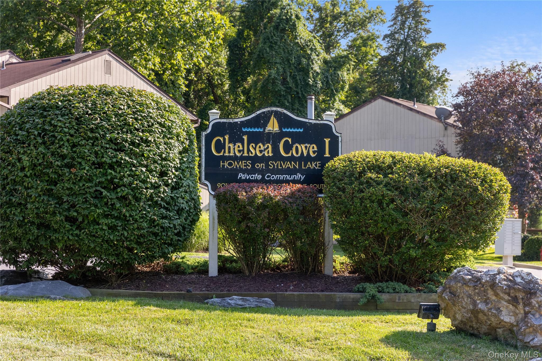 1105 Chelsea Cove S — photo