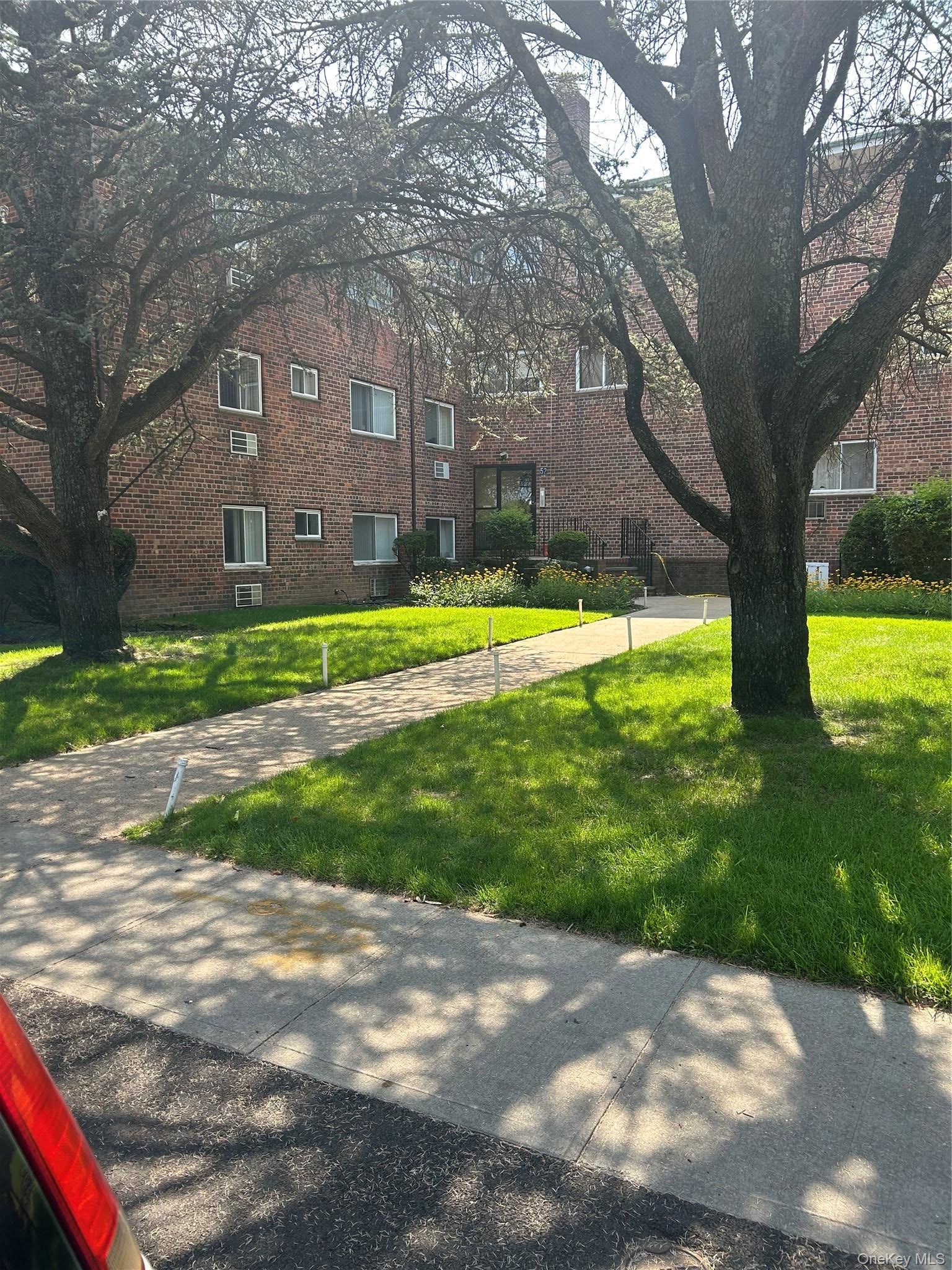 50-52 Gibson Boulevard B7 — photo