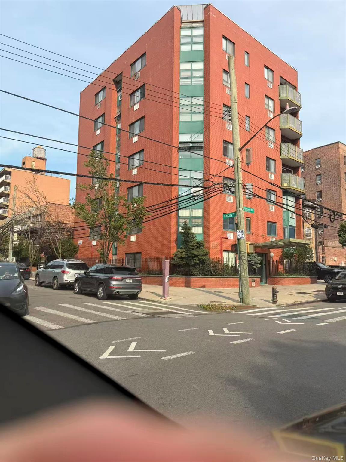 4133 Parsons Boulevard 8a — photo