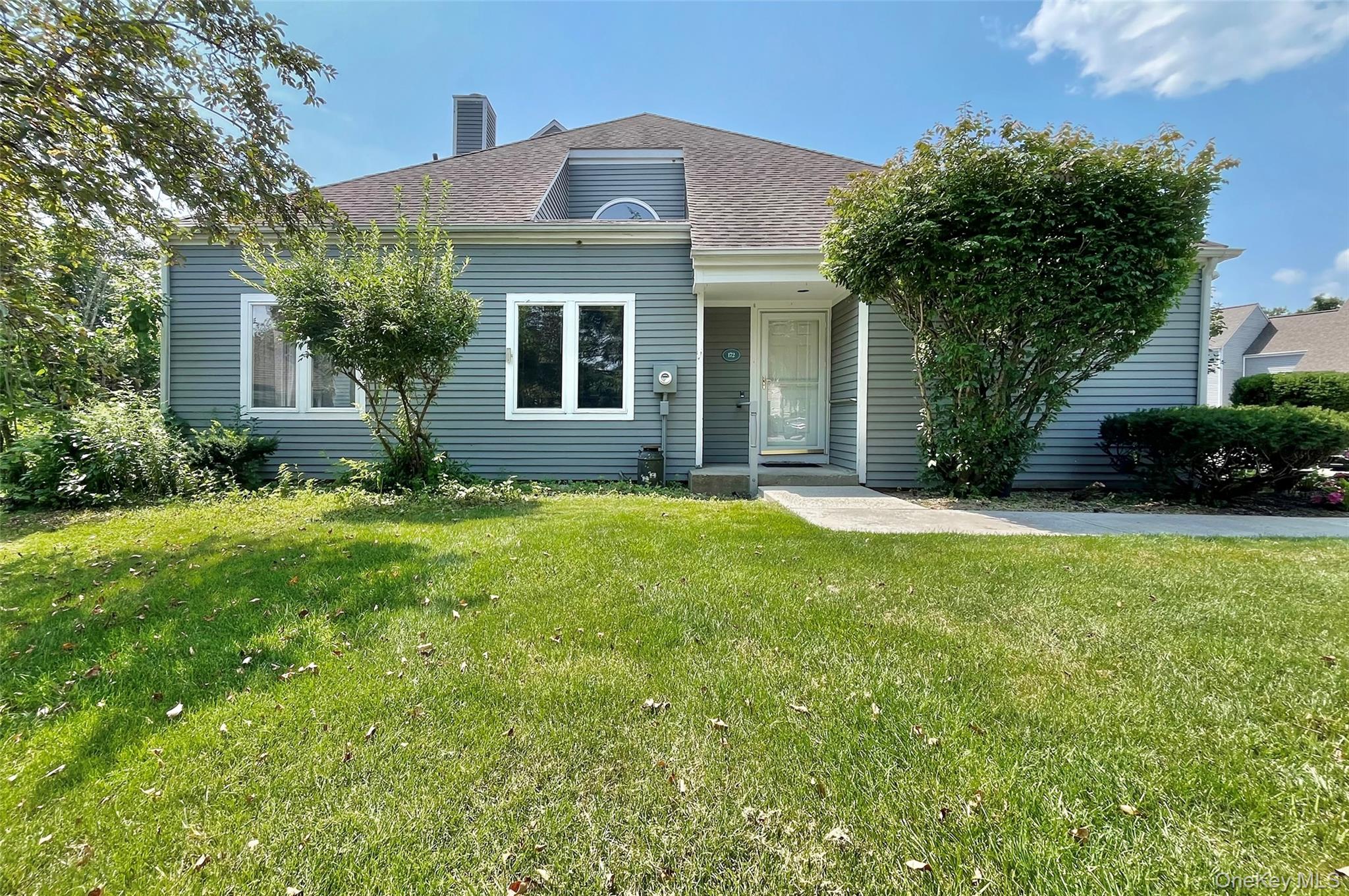 172 Fairway Drive U172 — photo