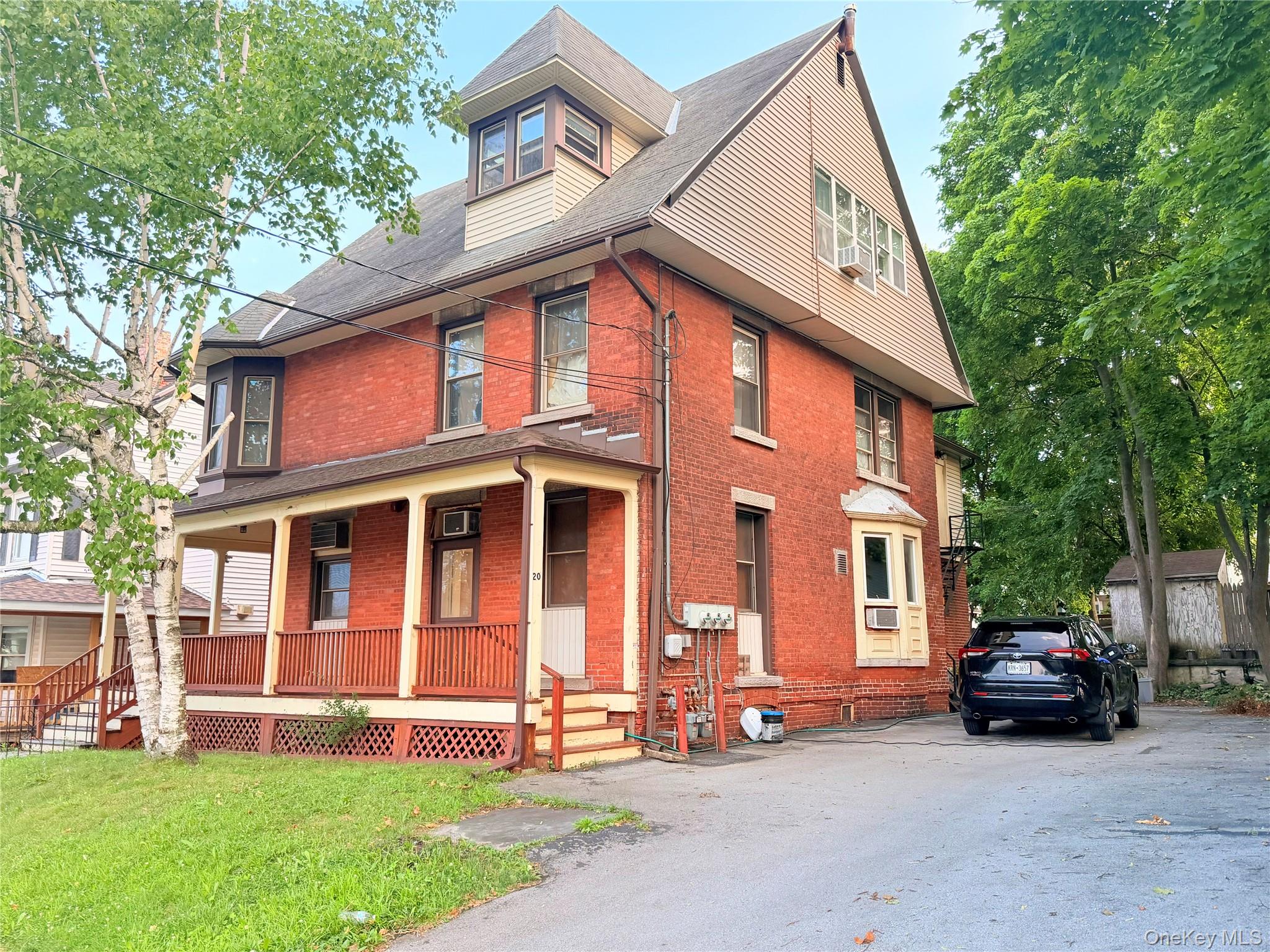 20 Roberts Street — photo