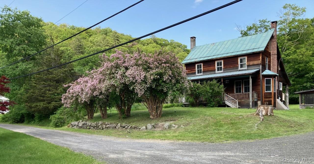 736 Sundown Road — photo