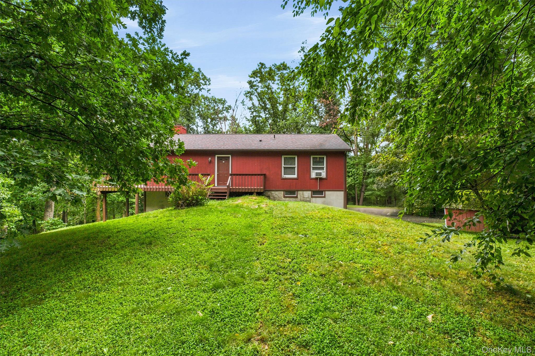 35 Moccasin View Road — photo