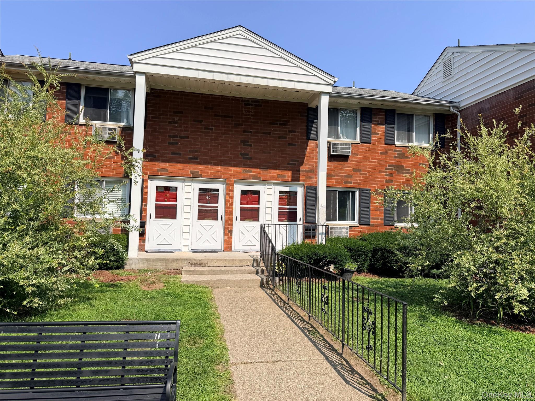 42 Manor Drive 42 — photo