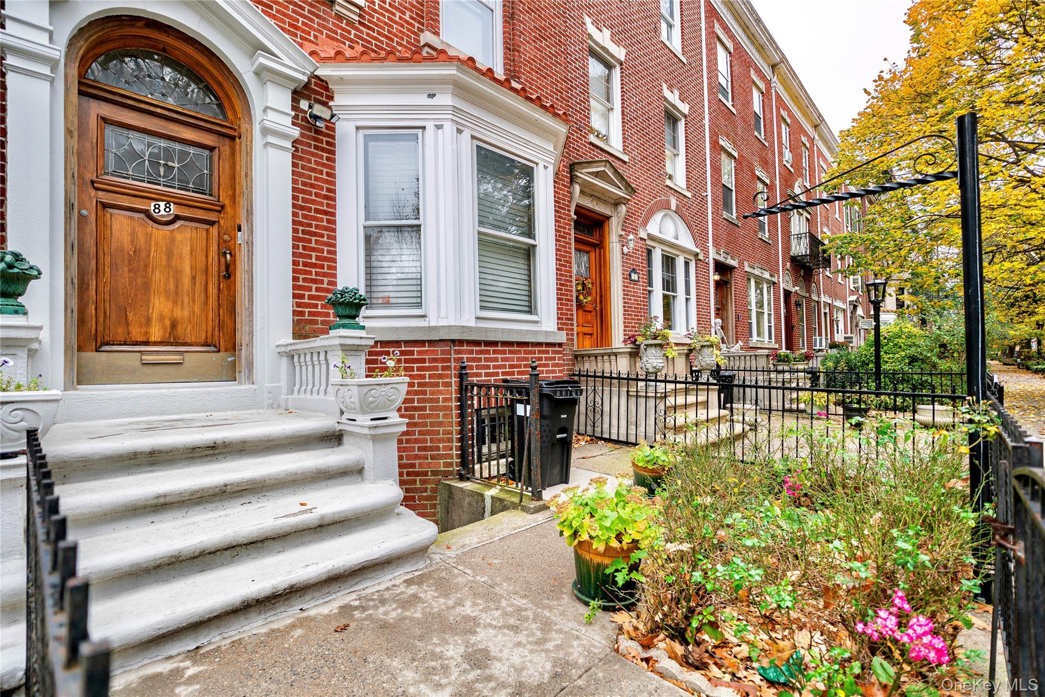 88 Midwood Street — photo