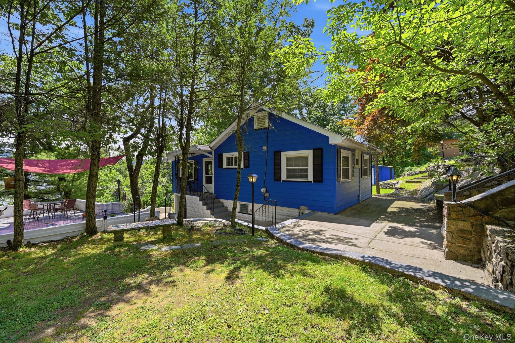 8 Stony Trail — photo