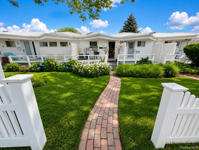 35 Library Avenue 8 R — photo