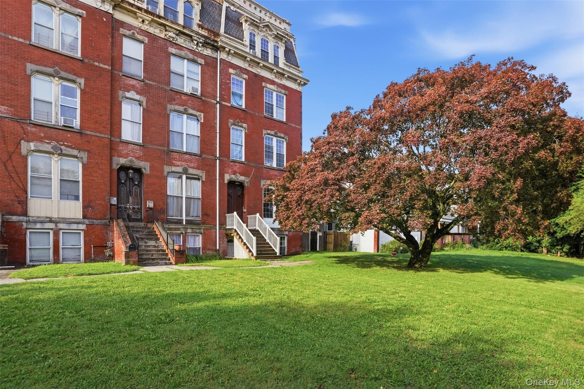 10 Eastman Terrace — photo