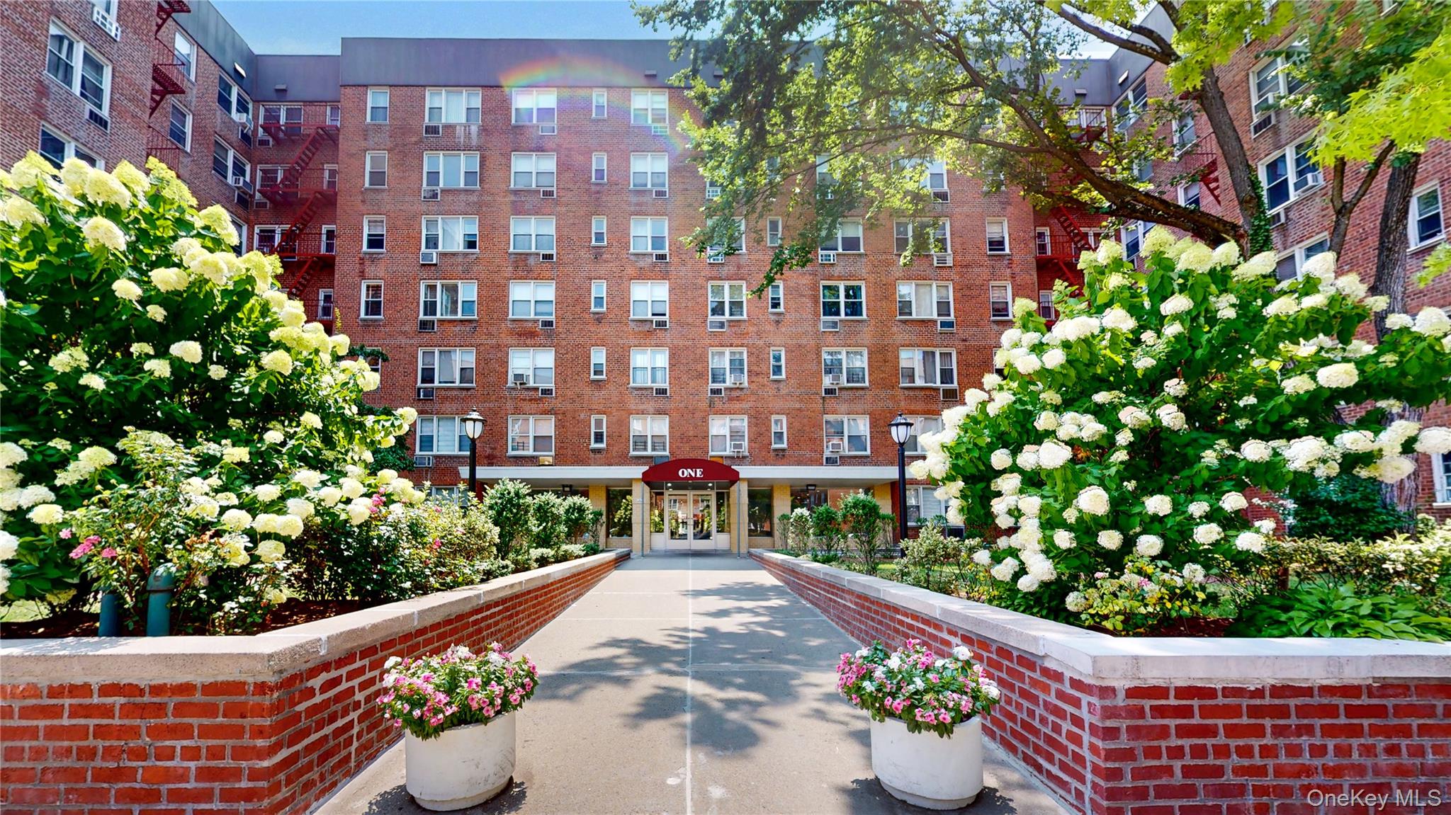 1 Sadore Lane 3X — photo