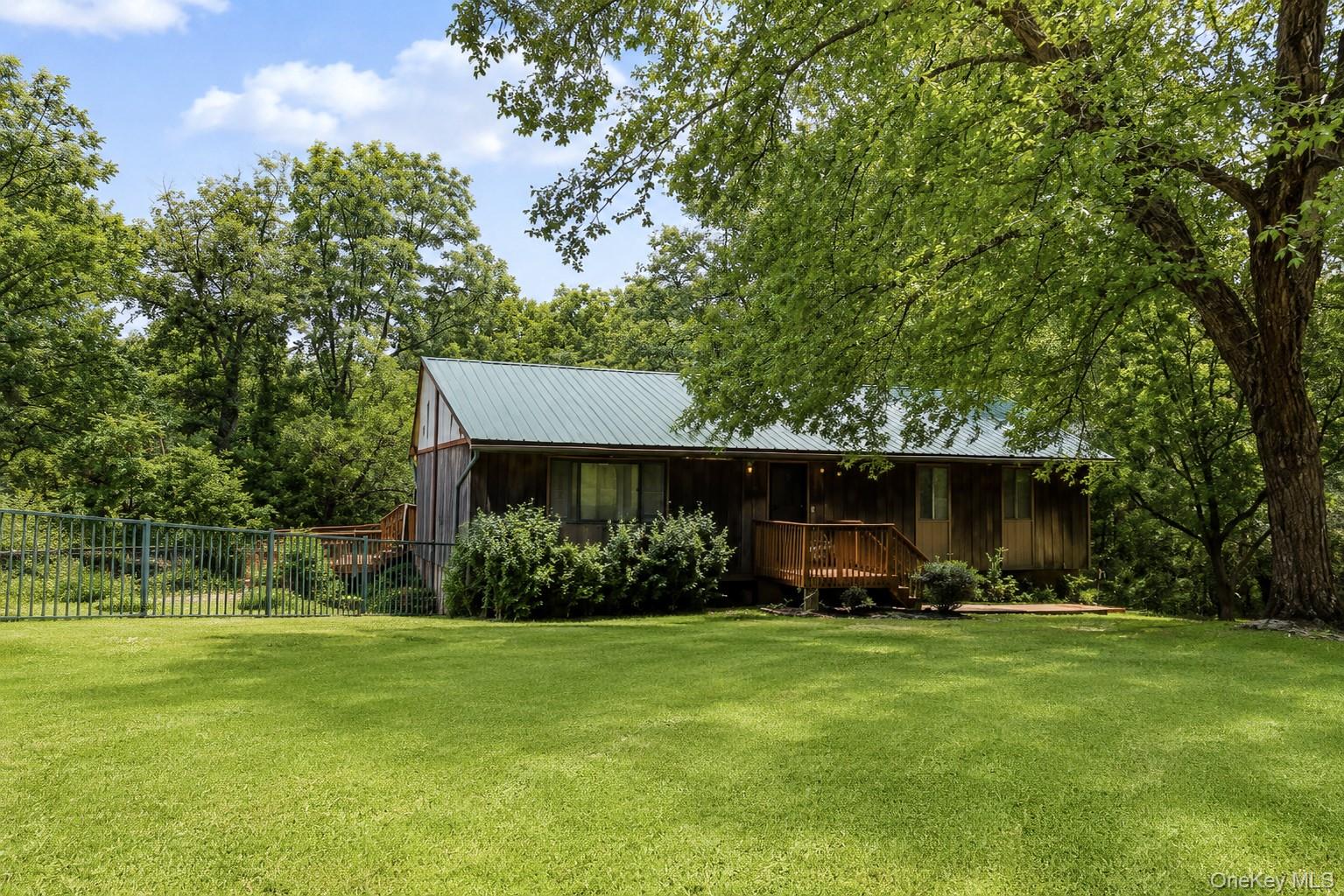 28 Sunrise Terrace — photo