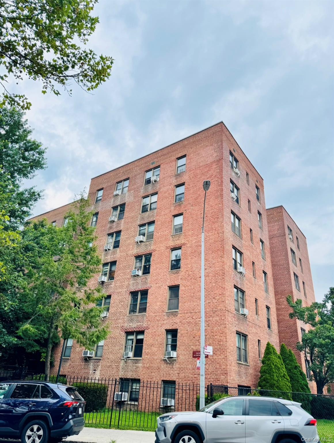 150-29 72nd 3E — photo