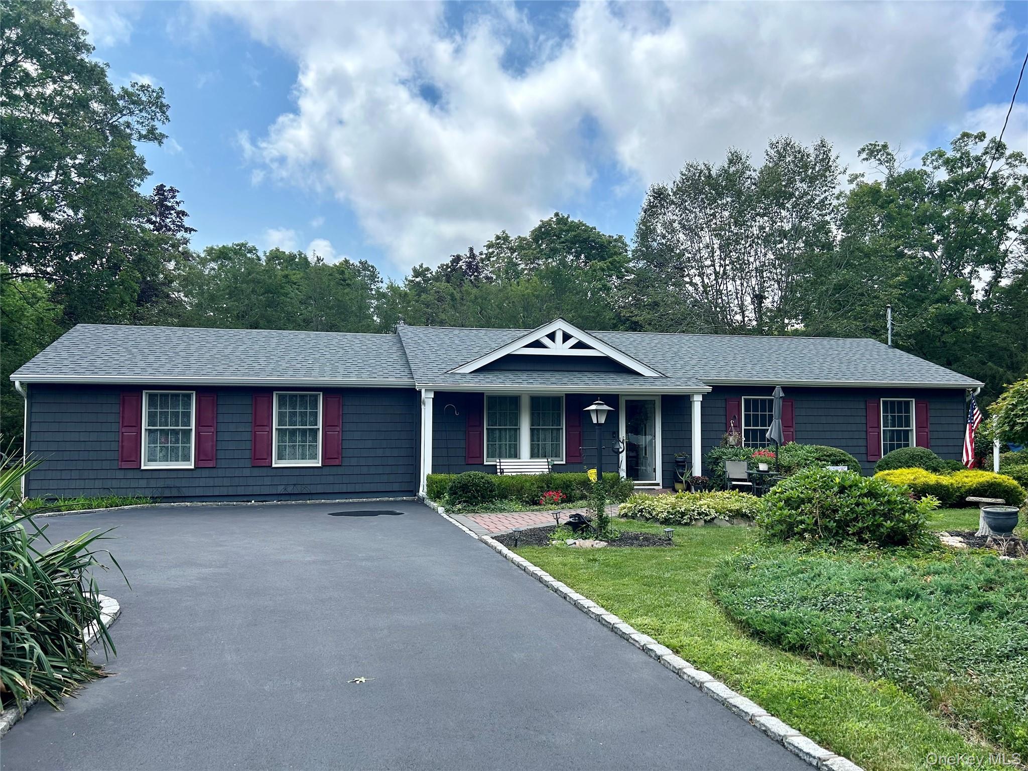 54 Madeline Road — photo