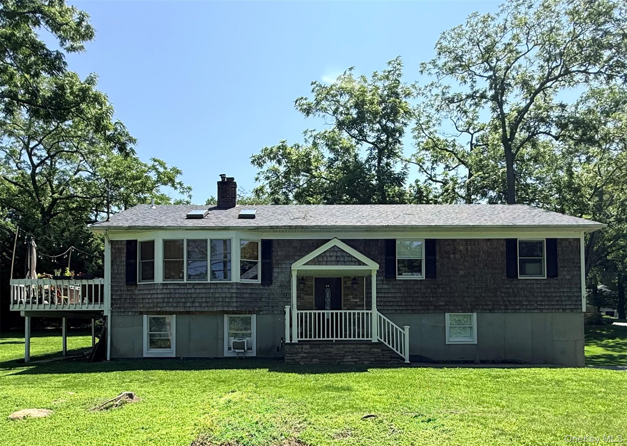 6 Pond View Drive — photo