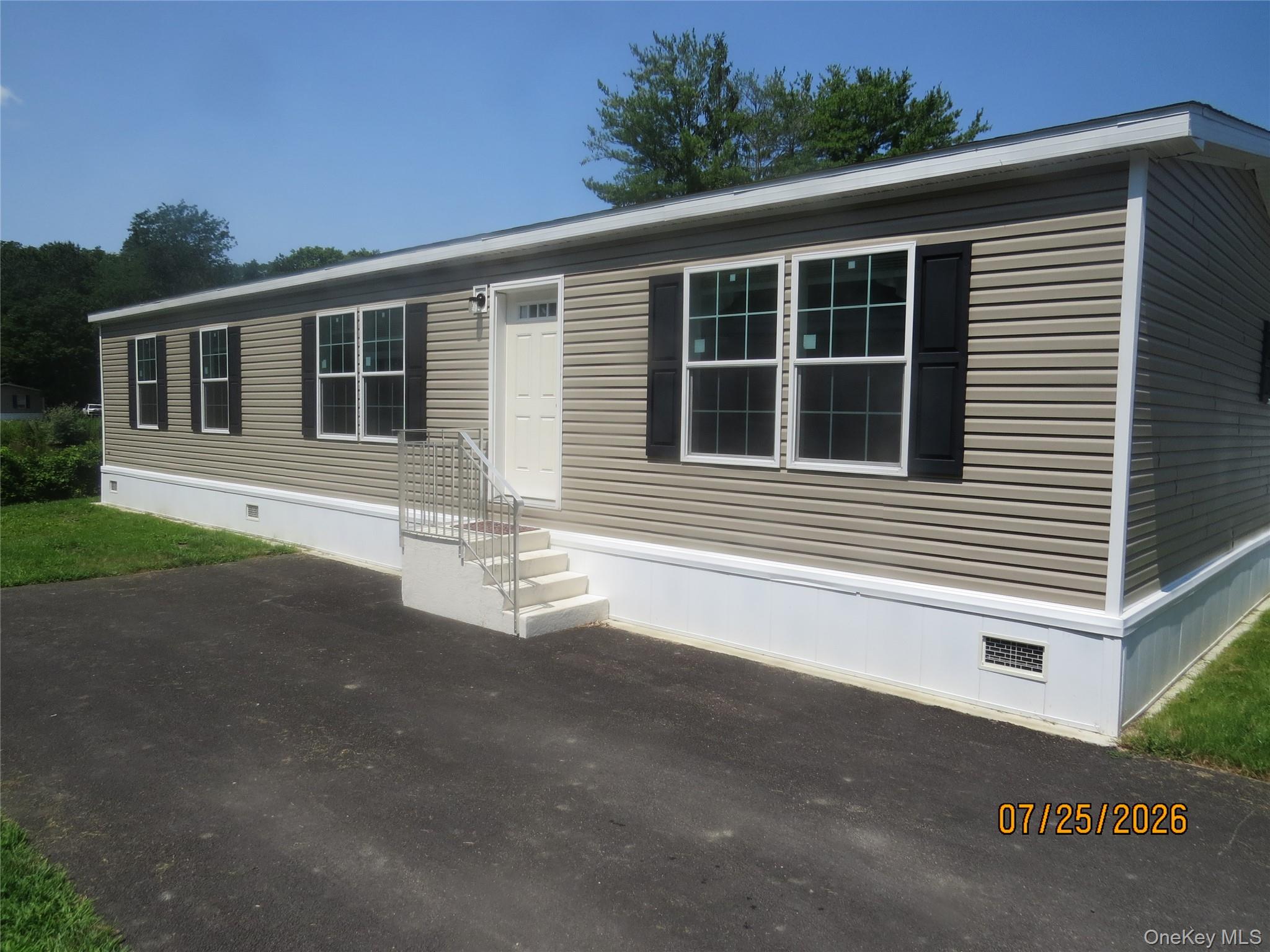 723 Beekman Road 70 — photo