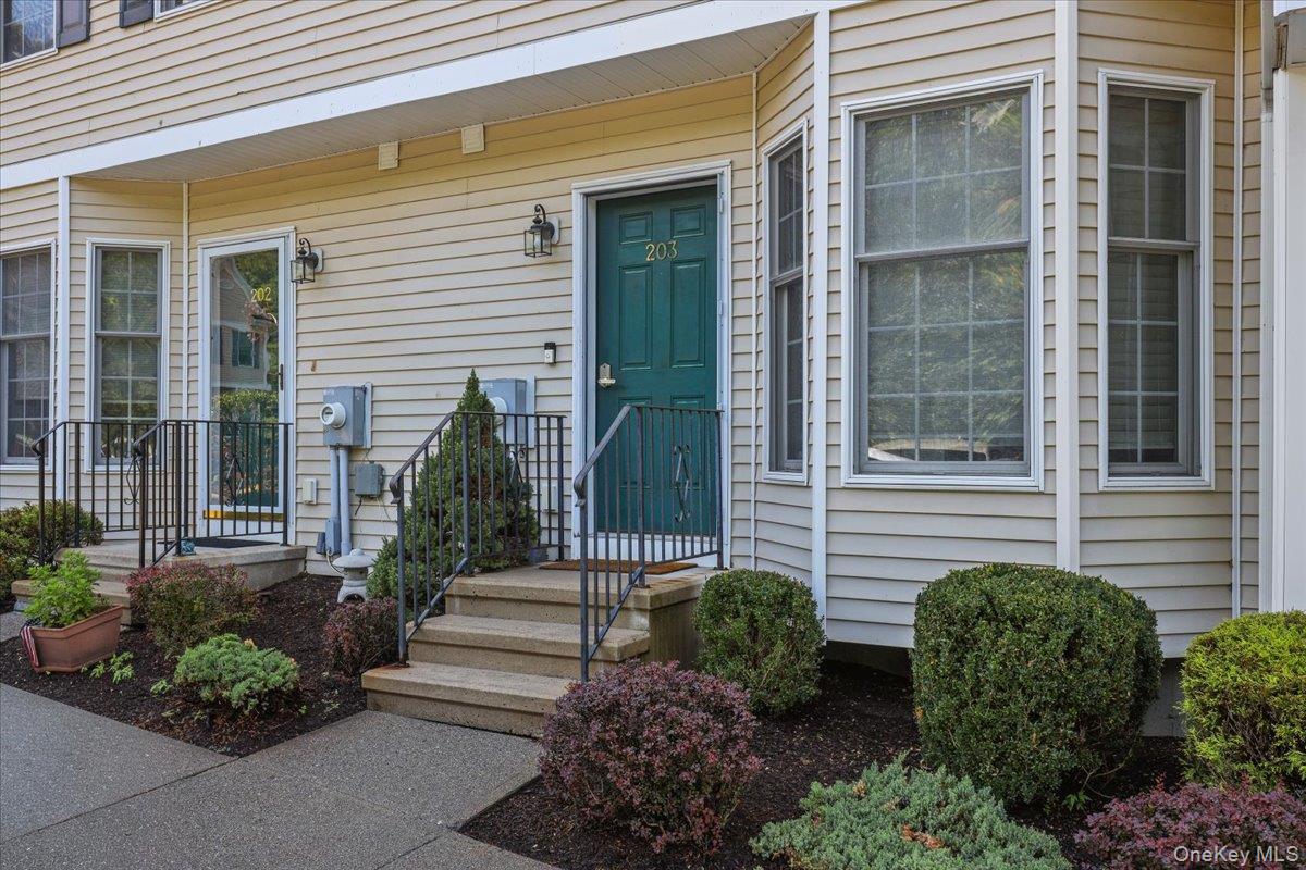 203 Alexandra Court — photo