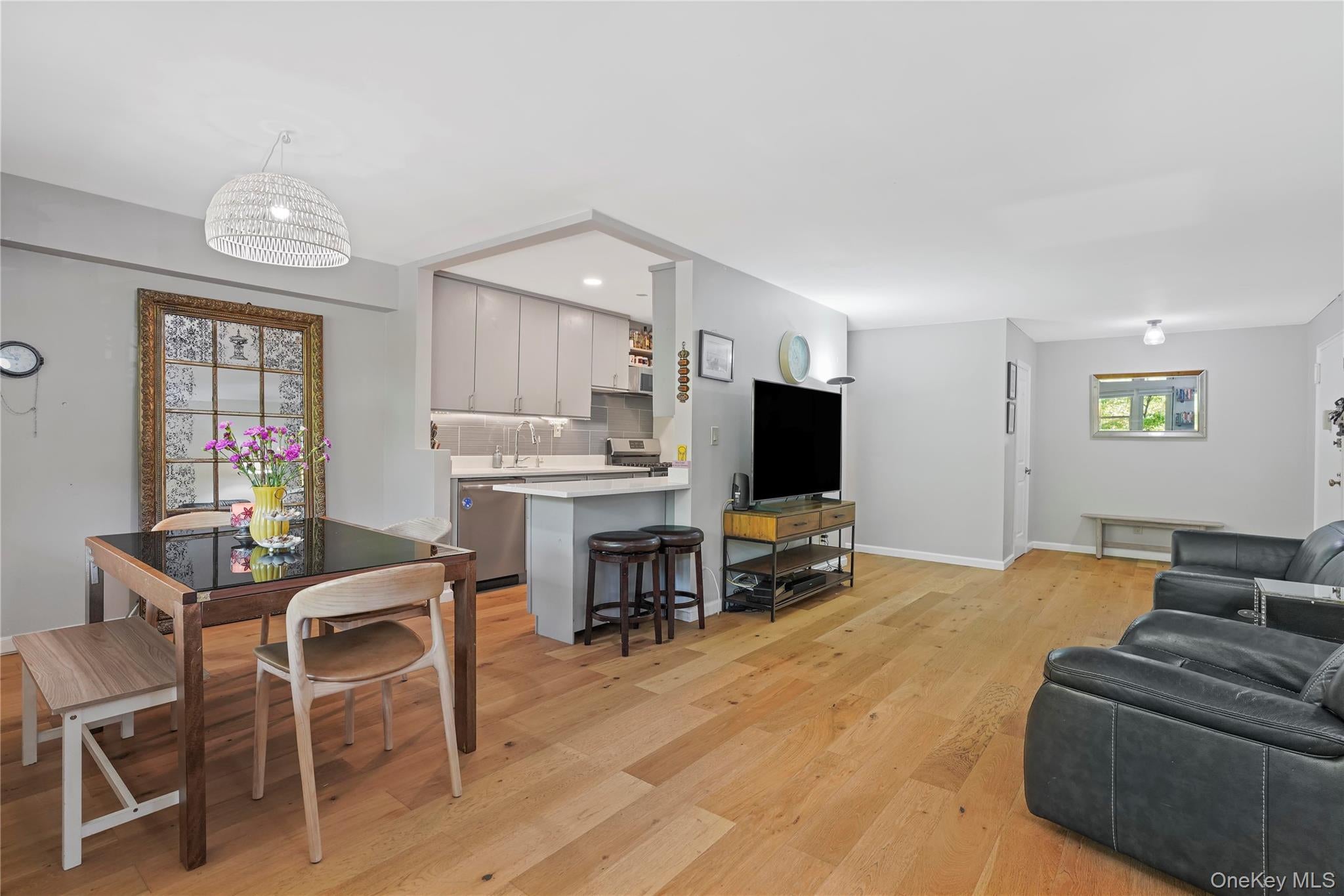 151-25 88th Street 1C — photo