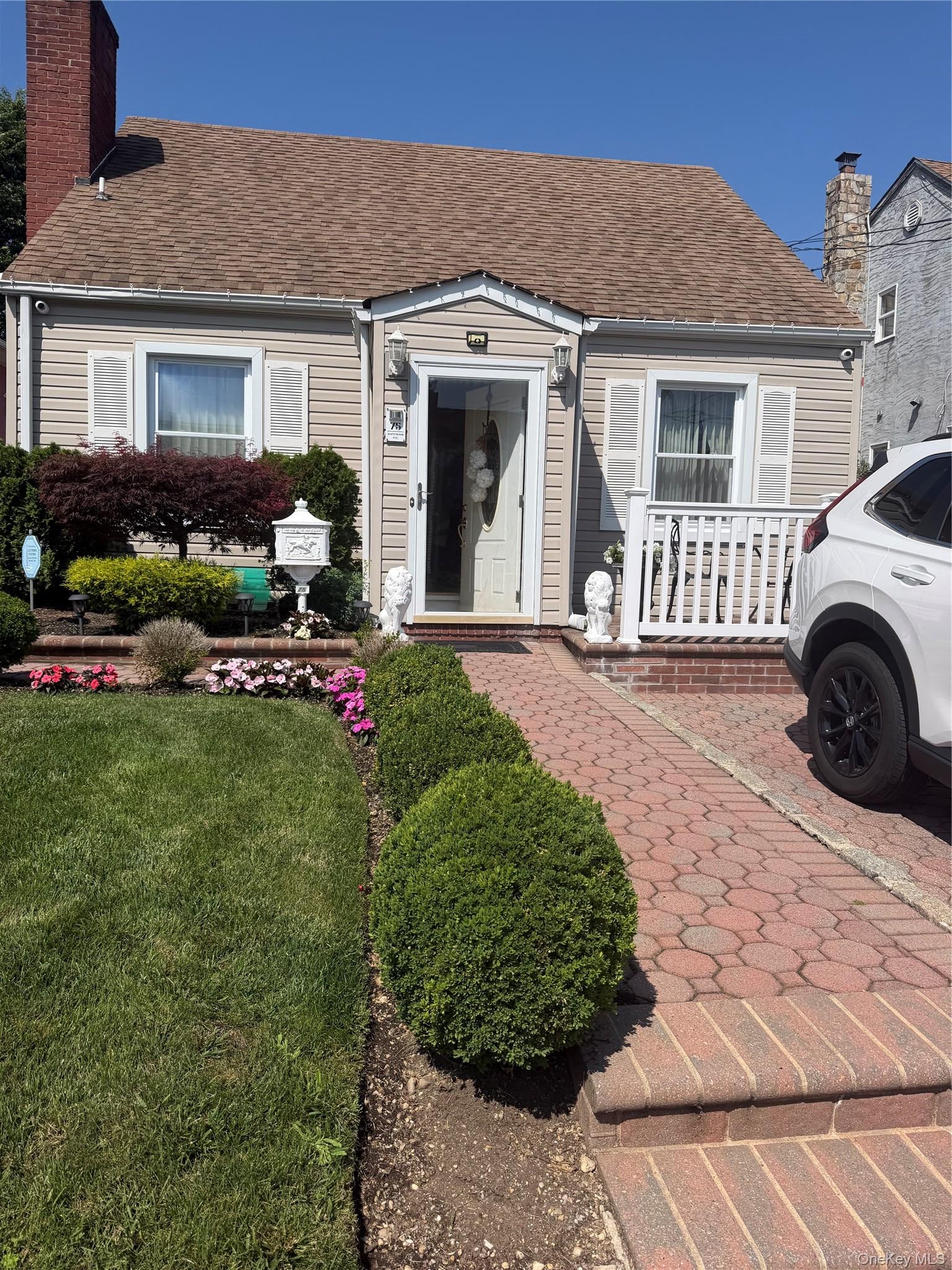 75 Maplewood Avenue — photo