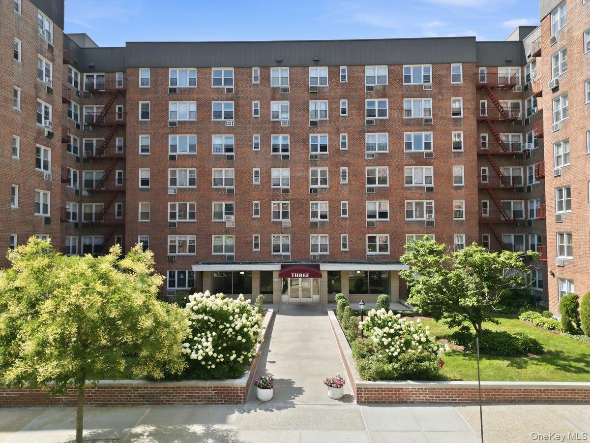 3 Sadore Lane 7P — photo