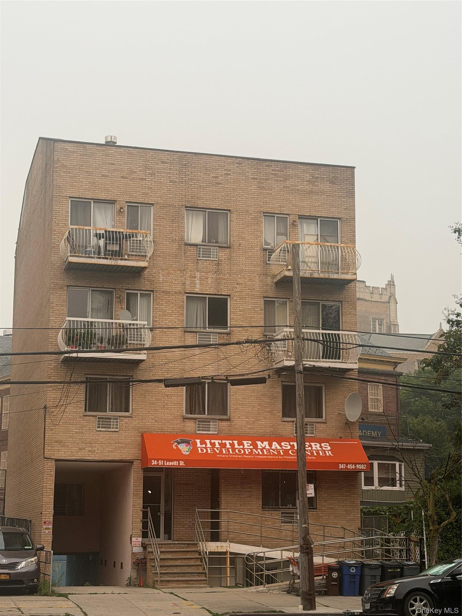 3451 Leavitt Street 3B — photo