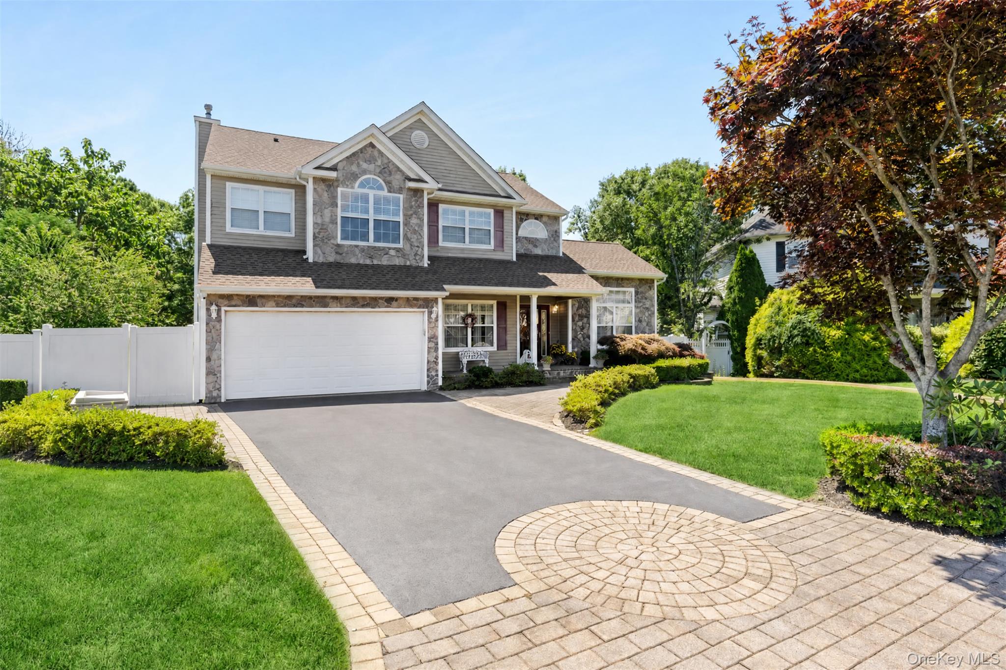 15 Scenicview Crescent — photo