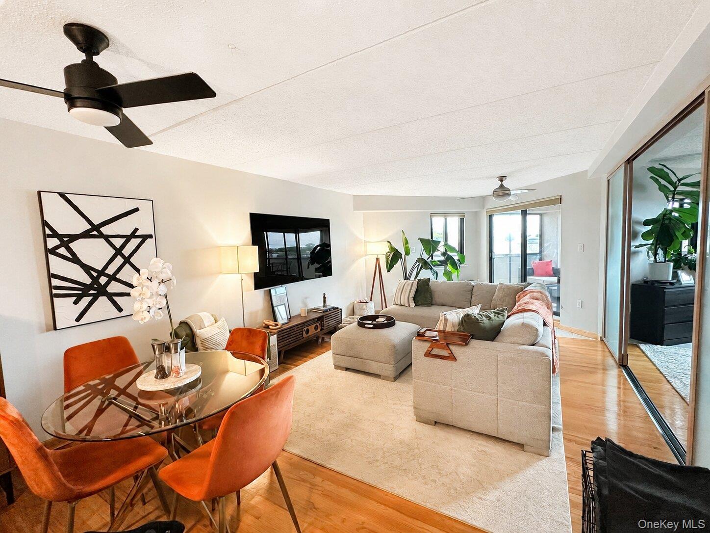 725 Miller Avenue 220 — photo