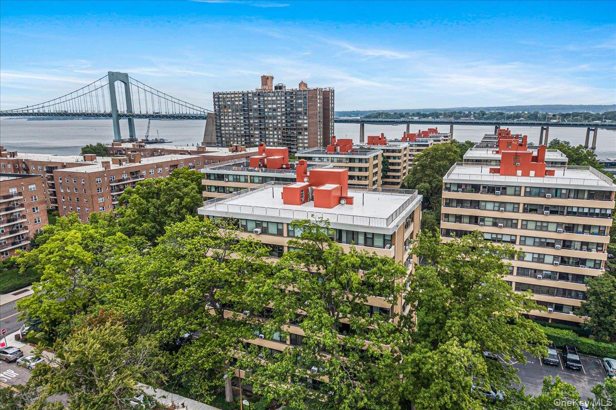 162-10 Powells Cove Boulevard 7D — photo