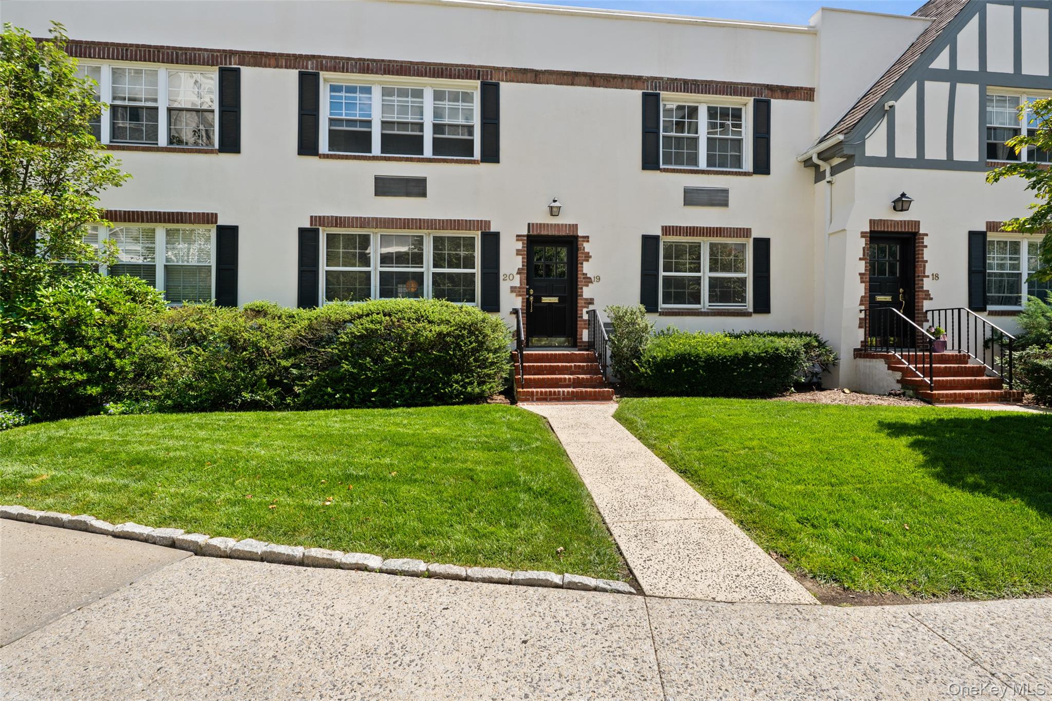 20 Lake Avenue 20 — photo
