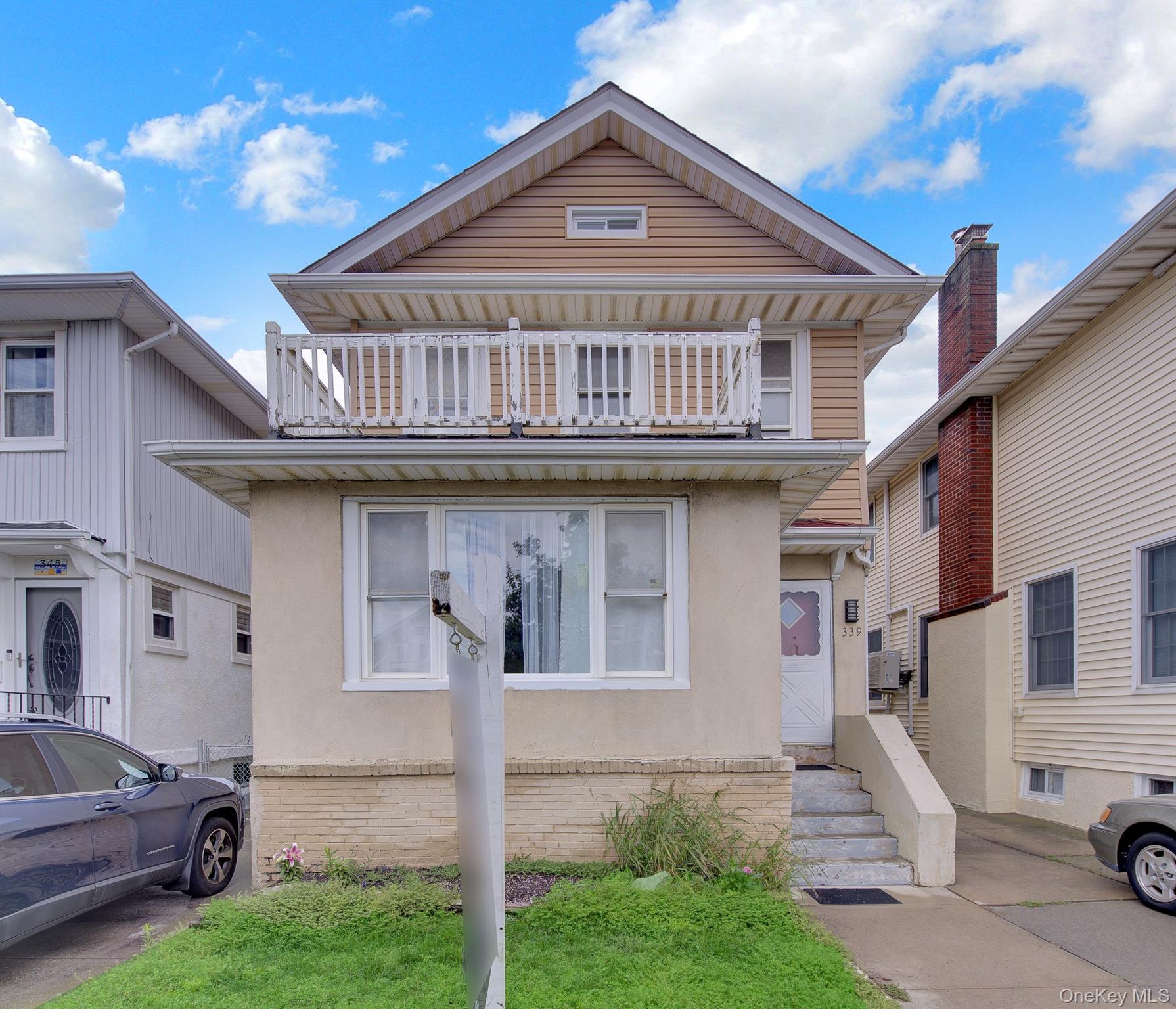 339 W Fulton Street — photo