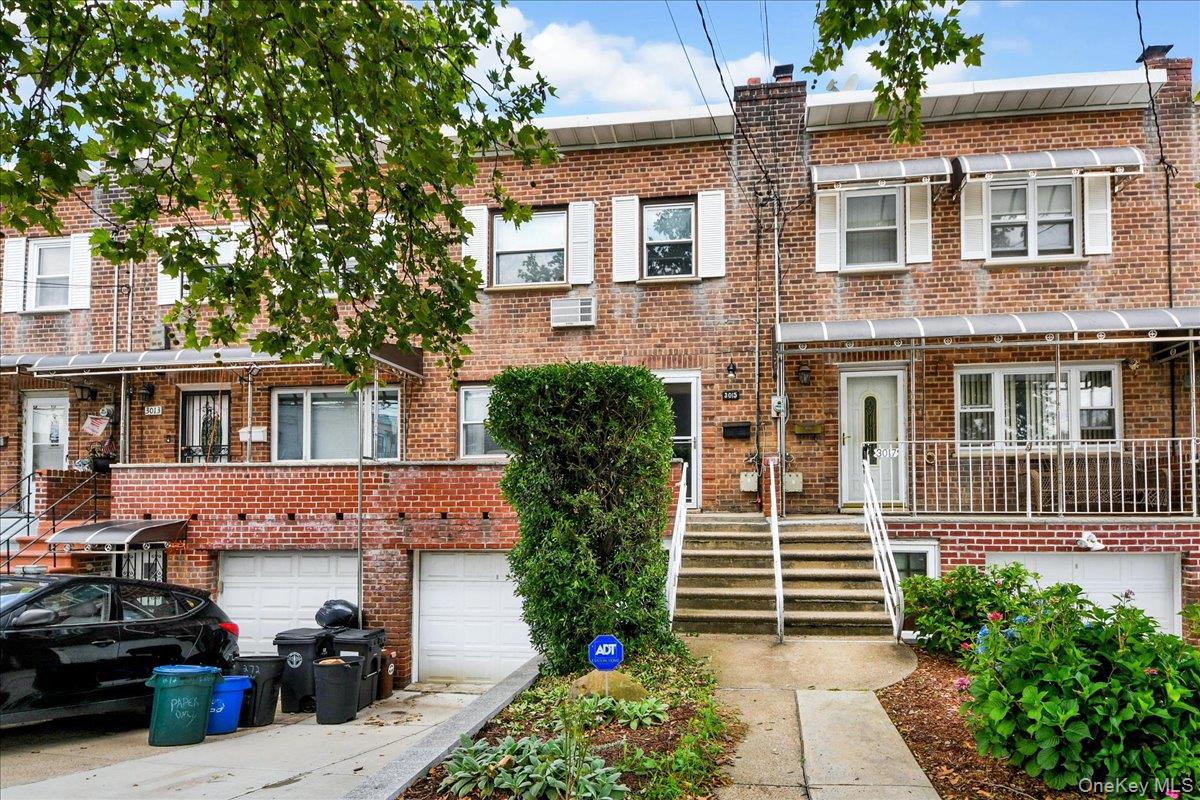 3015 Waterbury Avenue — photo