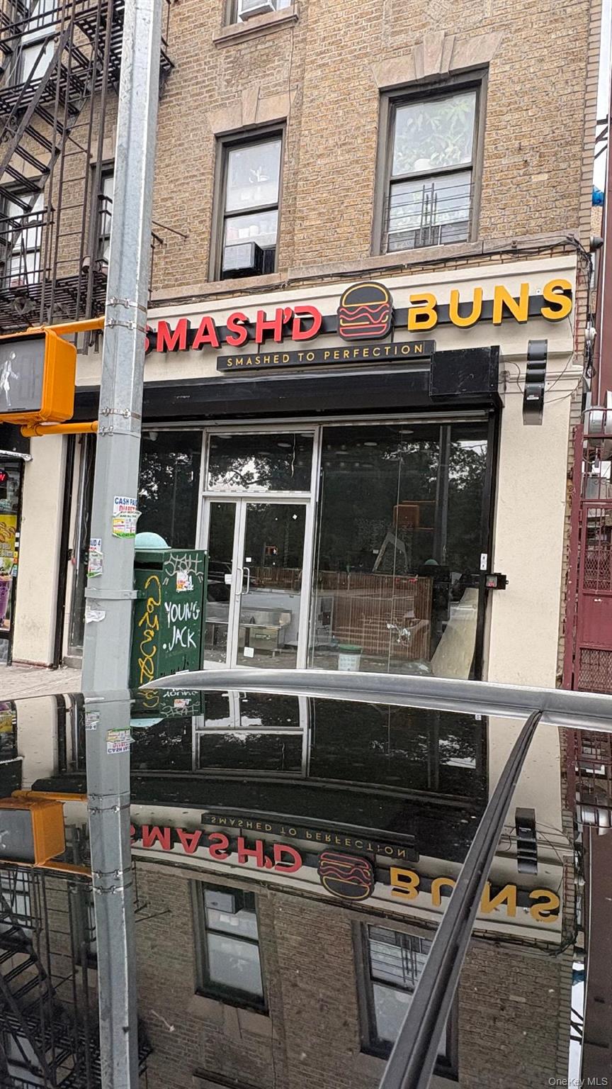 2639 Jerome Avenue — photo