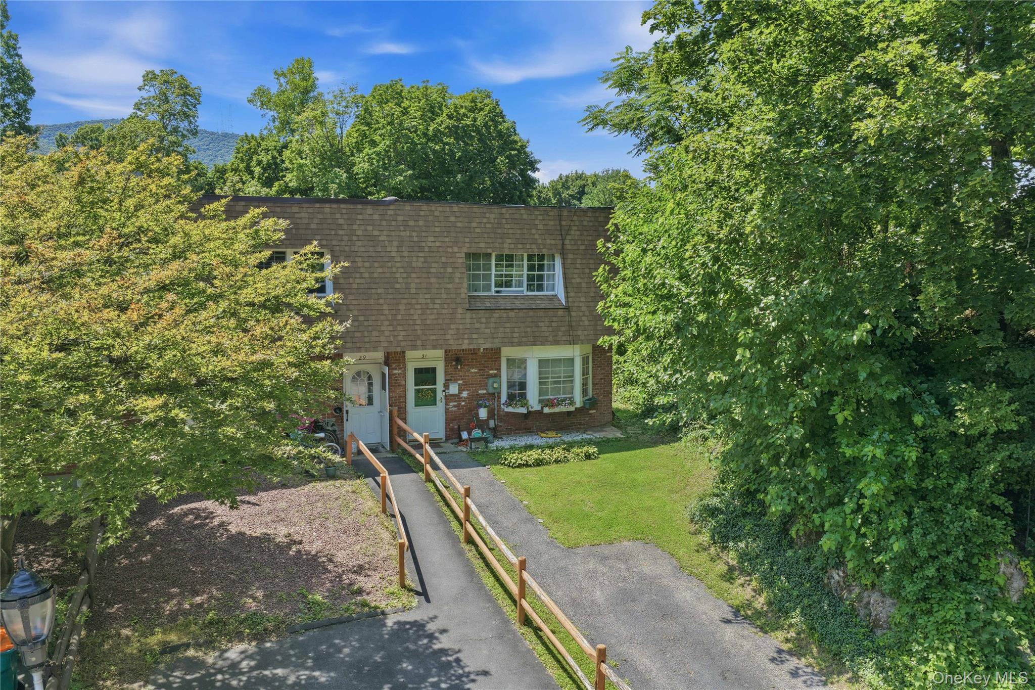 31 Roundtree Court — photo