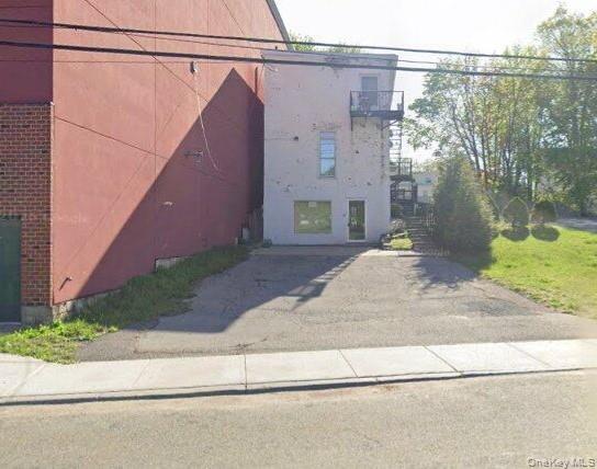 30 Millpond Parkway — photo