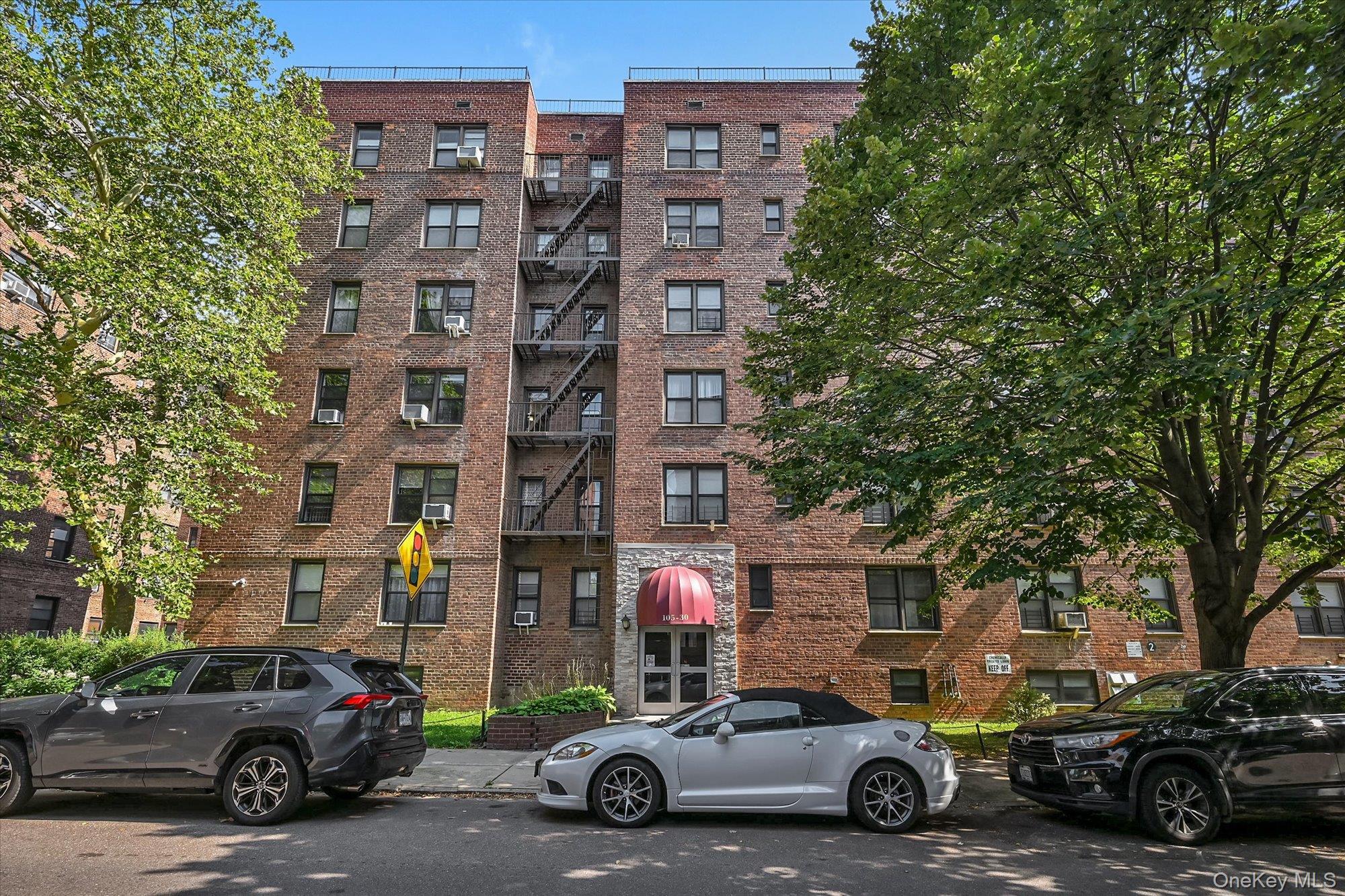 105-30 66th Avenue 5D — photo