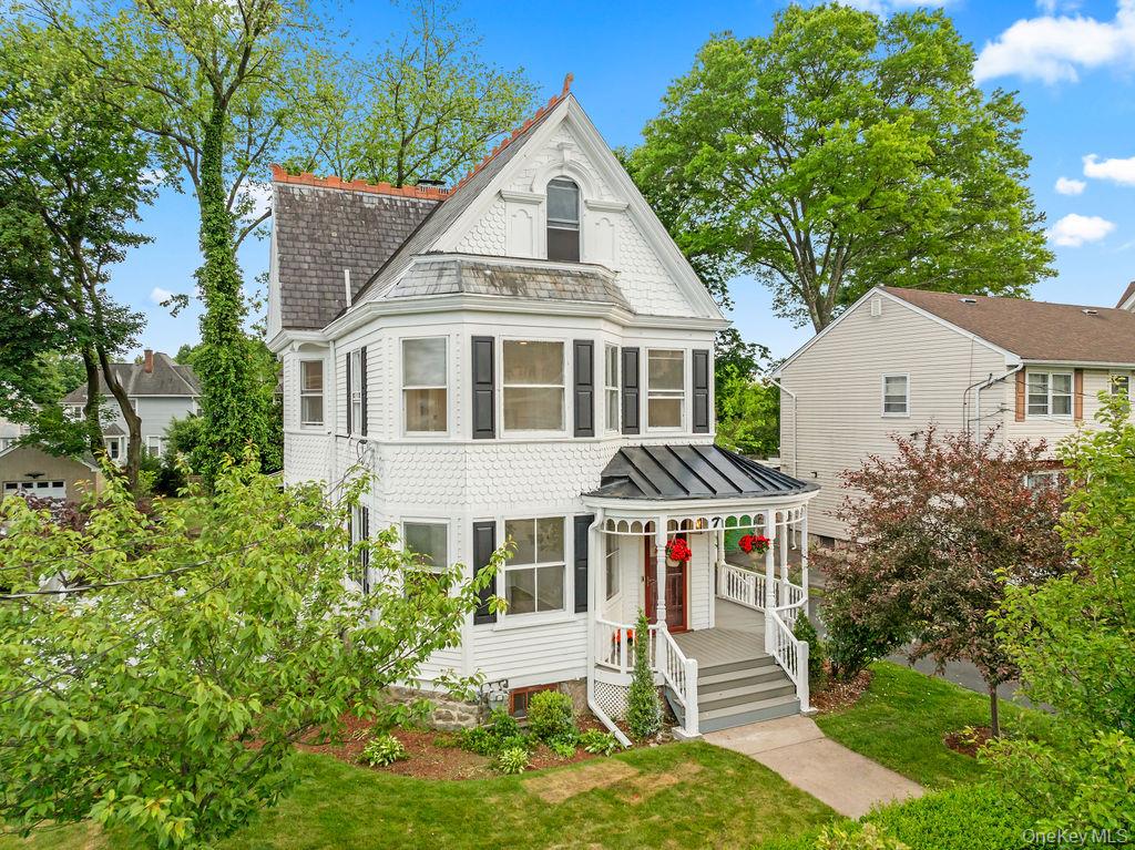 7 Clinton Place — photo