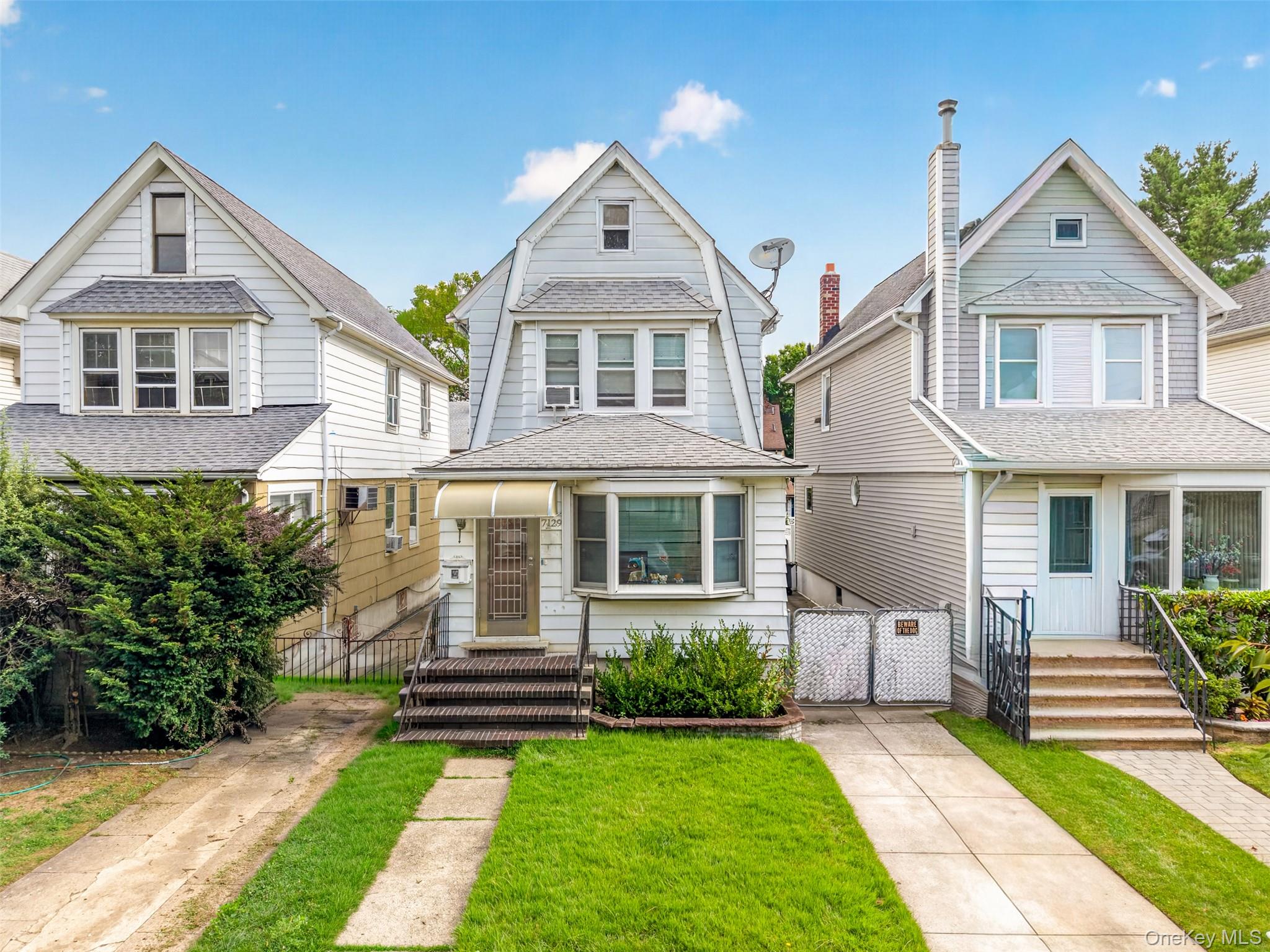 7129 Manse Street — photo
